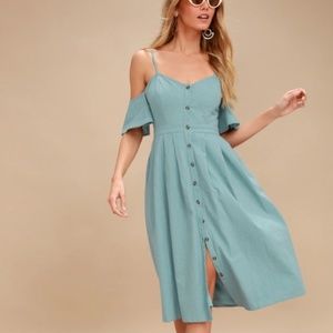 NEVER WORN WITH TAGS- OFF THE SHOULDER LULU'S